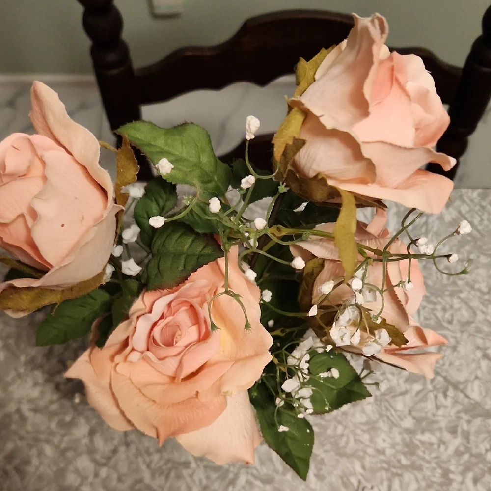 Elegant Faux Pink Rose Arrangement in Heart Vase